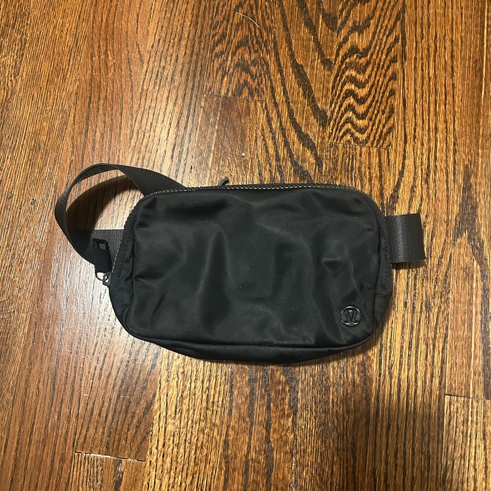 Lululemon Black Belt Bag
